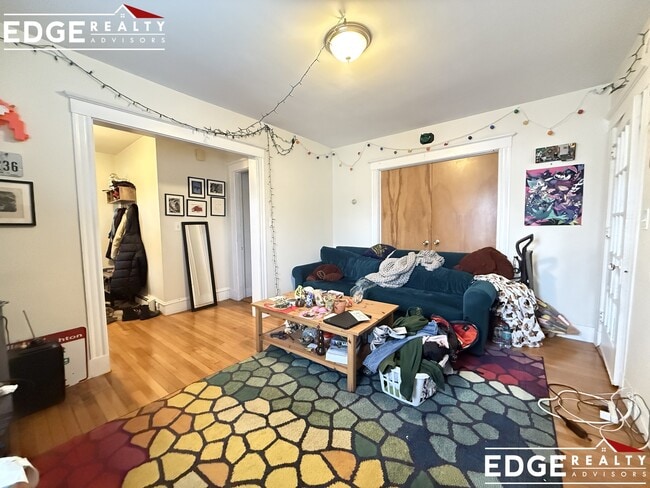 Photo - 111 Kenrick St Unidad 1