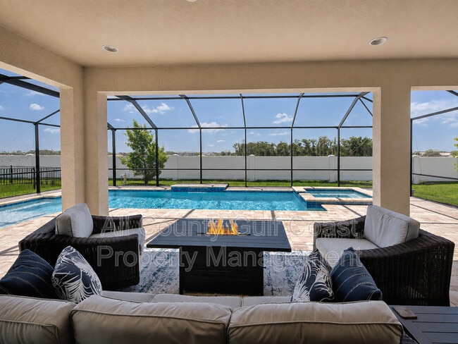 Photo - 1685 Lugano Cir