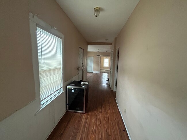 Photo - 119 Woodbury St