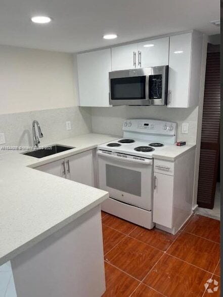 Building Photo - 10651 SW 108th Ave Unit 3K Rental