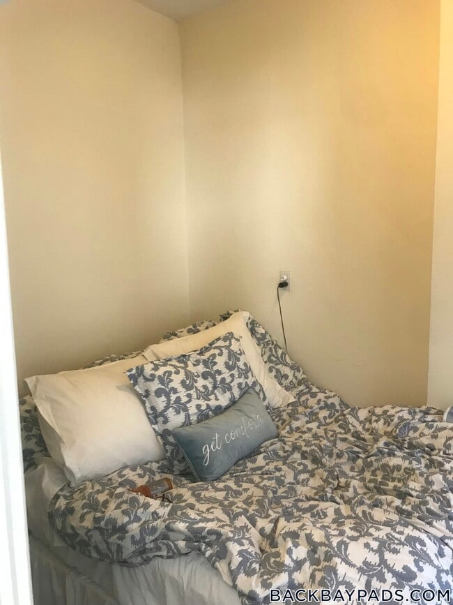 Photo - 225 Newbury St Unit 2F