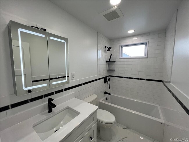 Photo - 517 Monroe Blvd Unit 2