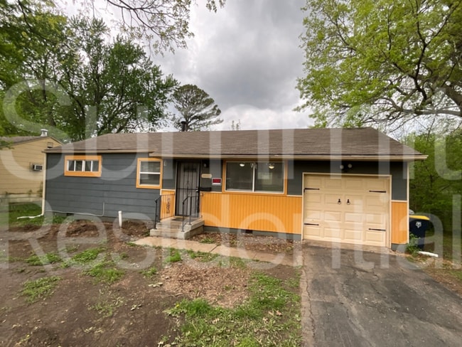 Photo - 8608 Crystal Ave