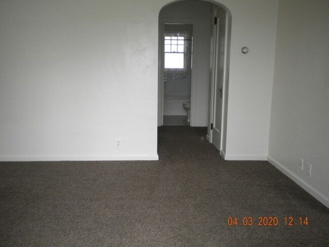 Photo - OWN831 Unit 165 W. ASH ST