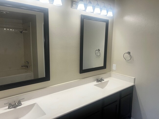 Photo - 1306 Marina Bay Dr