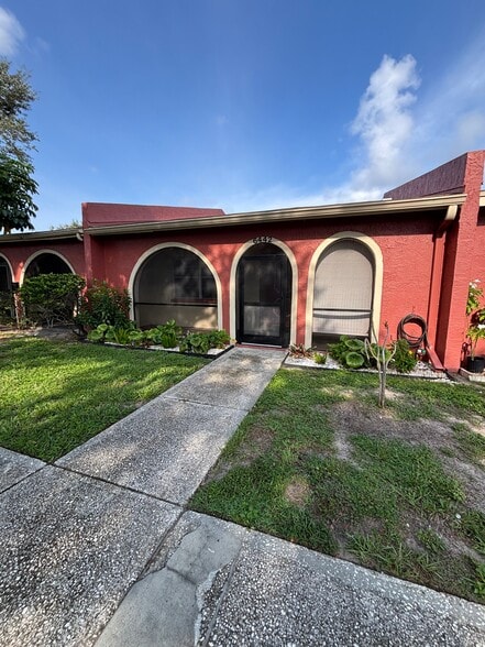 2 Bed/2 Bath