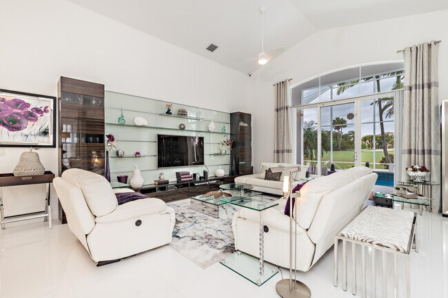 Photo - 8270 Spyglass Dr