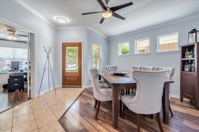 Photo - 2532 Ericanna Ln