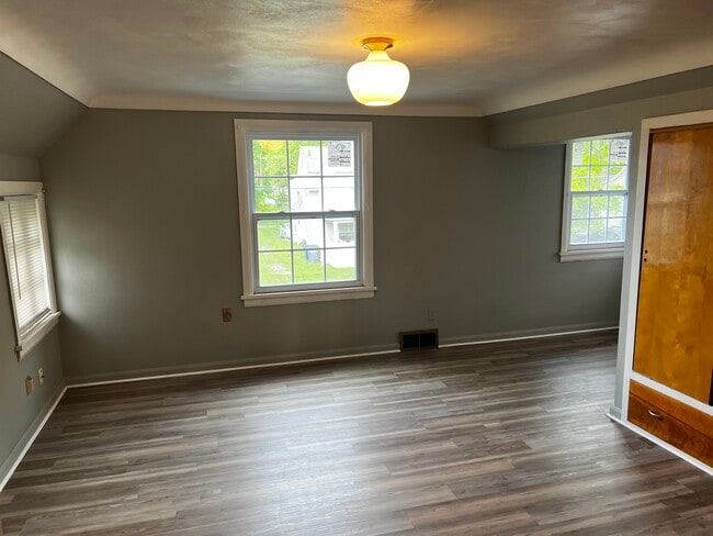 Photo - 1116 Woodstock Ave