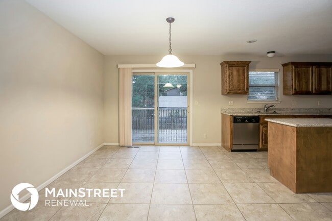 Photo - 529 S Walnut St