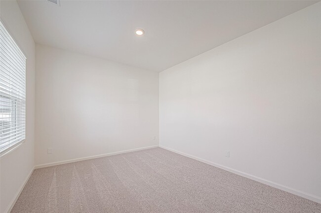 Photo - 3993 Fringe Tree Ln