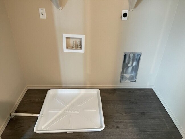 Photo - 1701 Montell St Unidad A