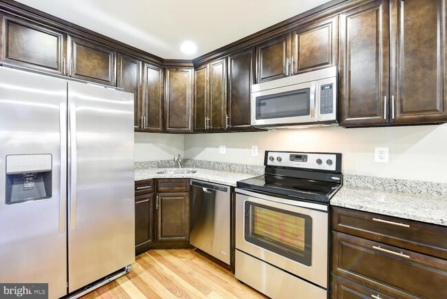 Photo - 2031 Benning Rd NE Unit B