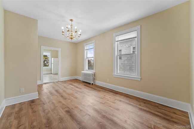 Photo - 81 N Washington St Unit 2nd Floor