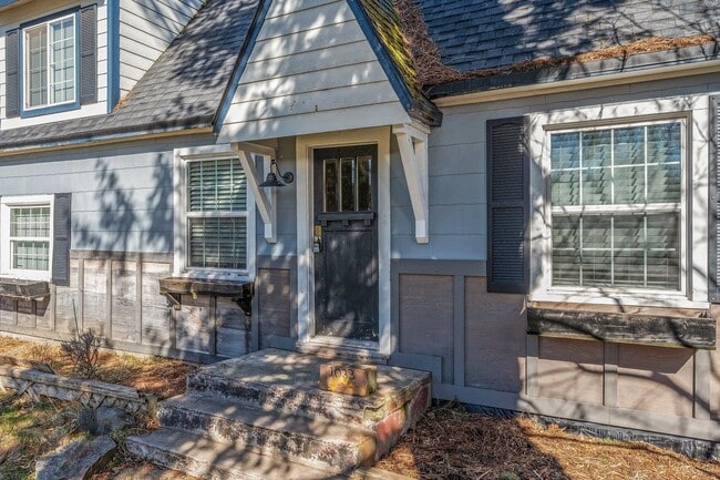 Photo - Sanders Beach home 3 bed 2 bath with second living room