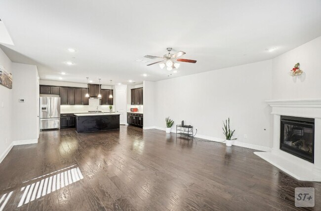 Photo - 3629 Fuchsia Dr