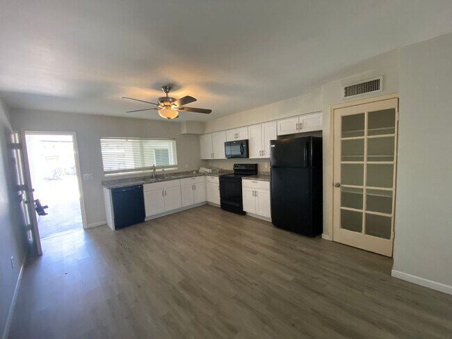 Photo - 2 Bedroom 2 Bath with Carport