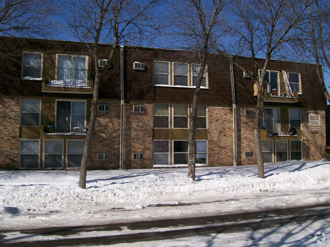 Photo - 2912 Harriet Ave S