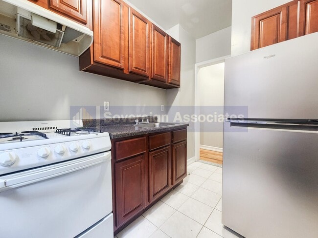 Photo - 235 W 146th St Unidad A07