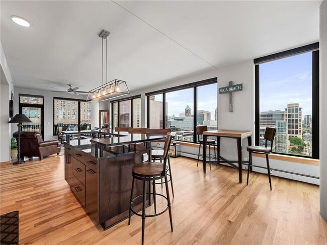 Building Photo - 740 Portland Ave Unit 1411 Rental