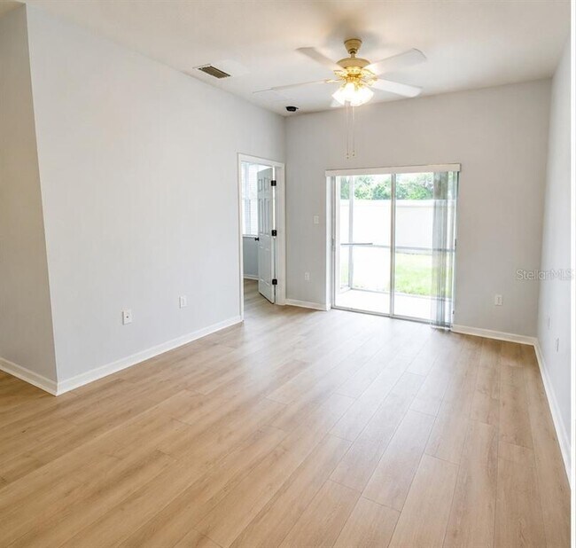 Photo - 3757 Parkridge Cir Unit 5-106