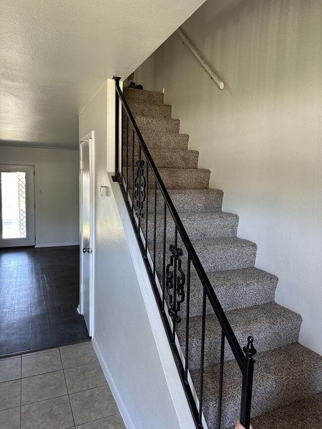 Photo - 206 Wilshire Dr Condo Unit B