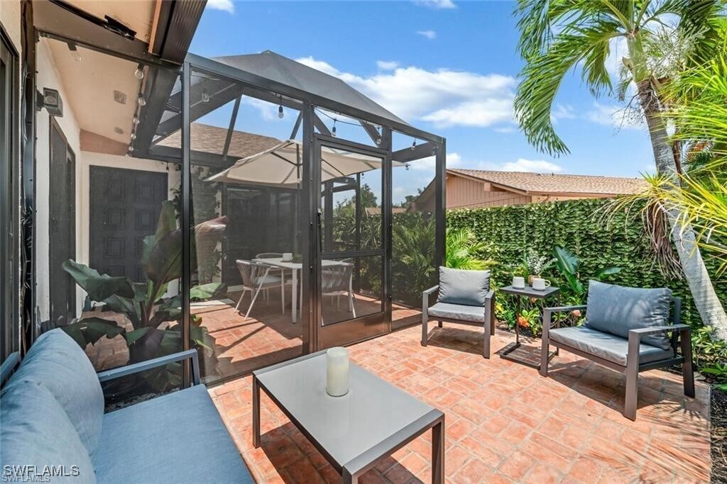 Photo - 6386 Royal Woods Dr