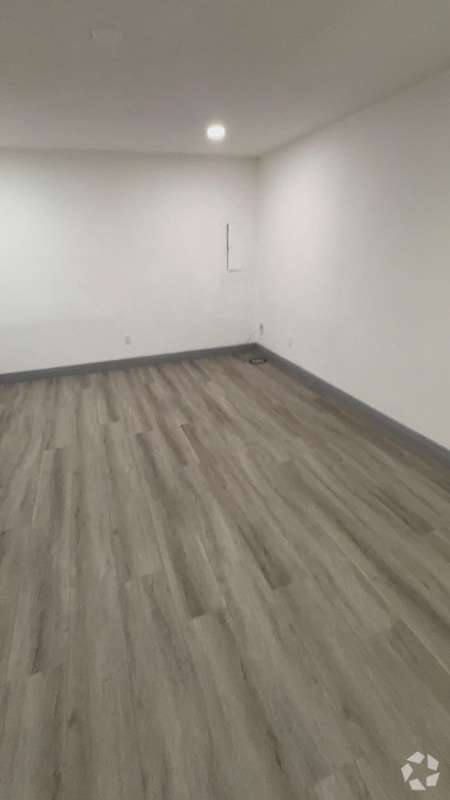 Building Photo - 312 Orange St Rental