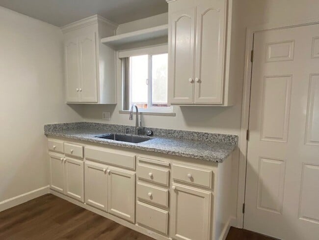 754 Teresi Ct Unit 3