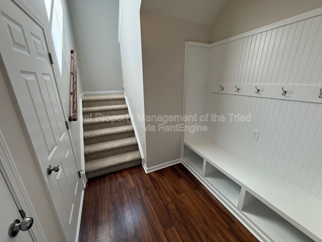 Photo - 5012 Shorthorn Way