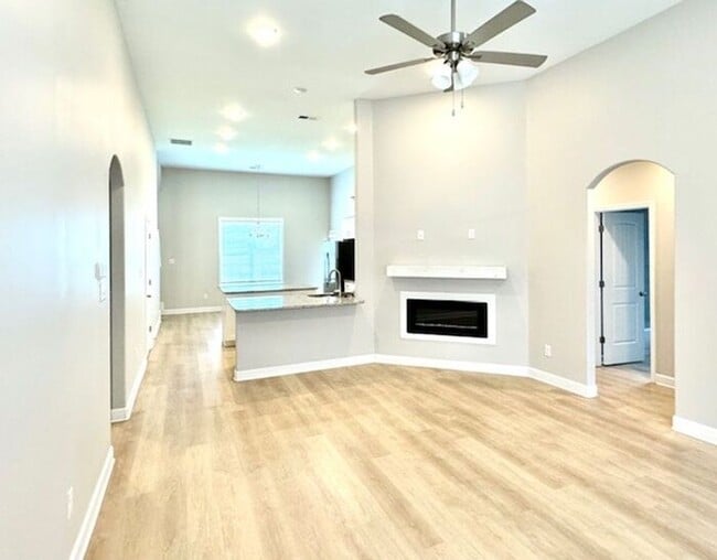 Photo - Now Leasing in Millington @ Winstone. 5 Bedroom 3 Bath Available Now!