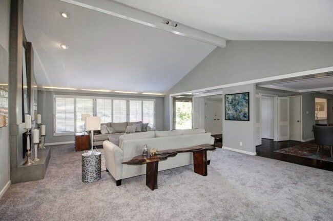Photo - Elegant Fully Renovated 3/3 in Fair Oaks!