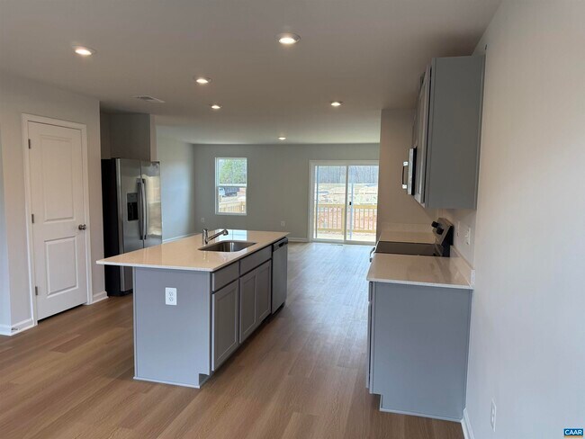 Photo - 99 Oldfield Dr