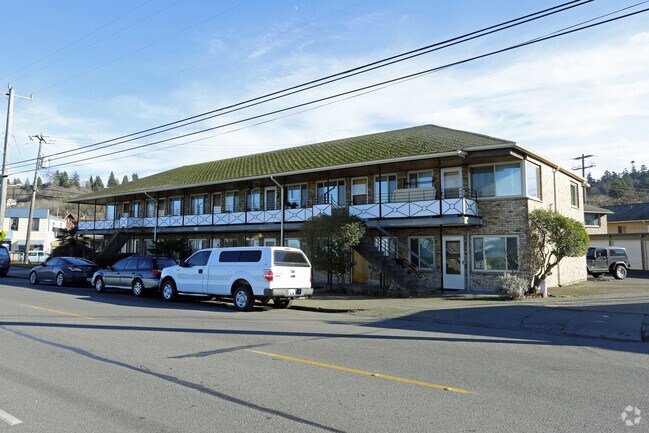 Photo - Sea Cliff Manor Apartments