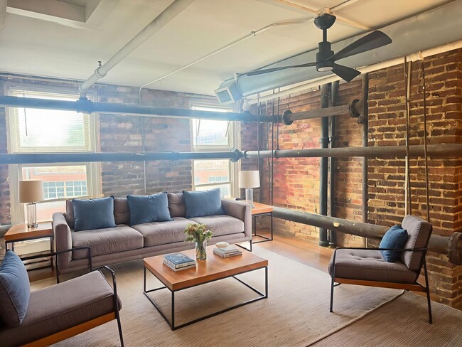 Photo - Farmer's Exchange Athens