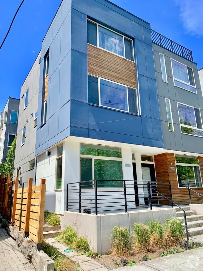 Building Photo - Modern 3 Bedroom In Capitol Hill Available... Rental