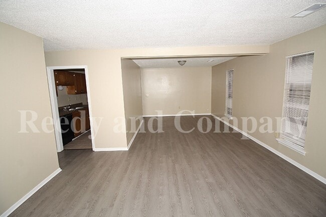Photo - 8401 Old Forge Rd
