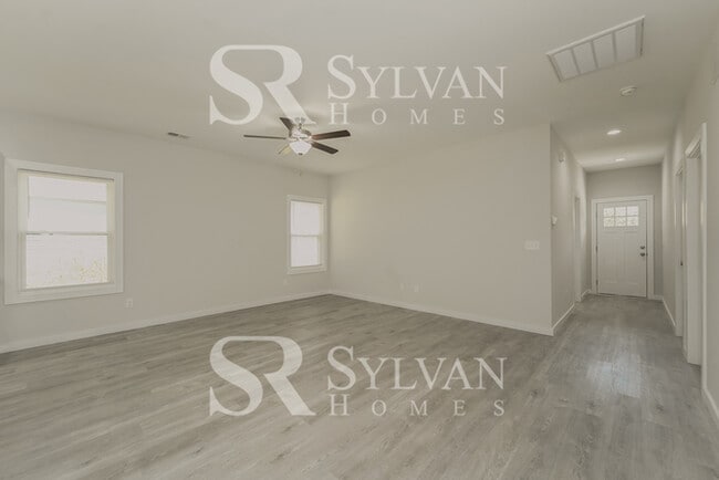 Photo - 8621 Reedy Creek Rd