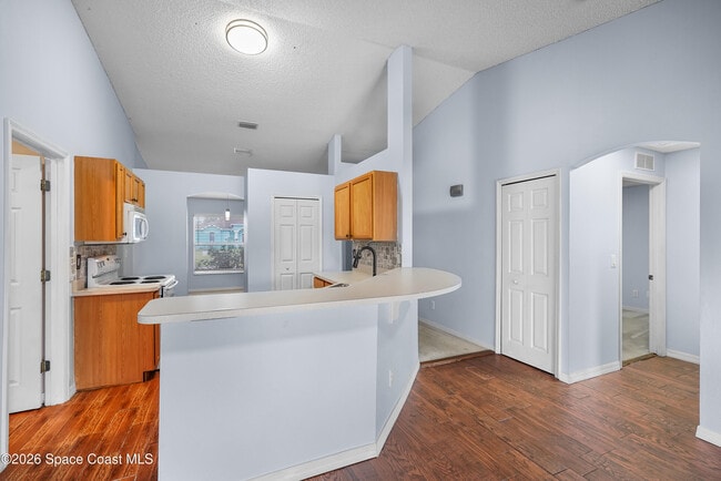 Photo - 1454 Graves St SE