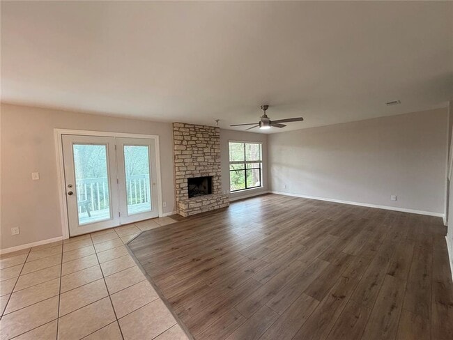 Photo - 1918 Holly Hill Dr