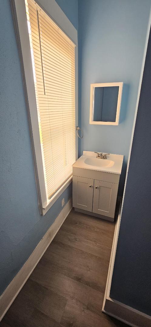 Photo - 1255 Hart St