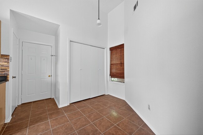 Photo - 4726 Hickorygate Dr