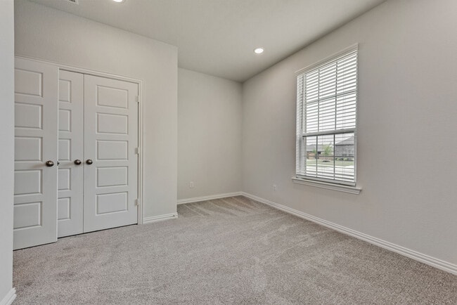 Photo - 3404 Riverlawn Dr
