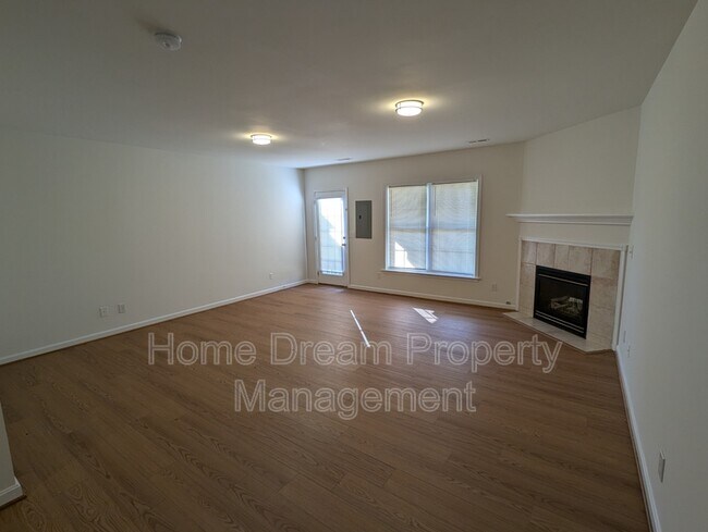 Photo - 35090 Sara Ct