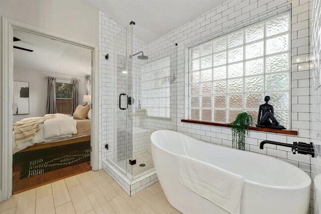 13344 Tamayo Dr