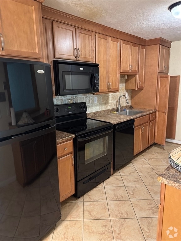 Building Photo - 176 Swanson Rd Unit 304 Rental