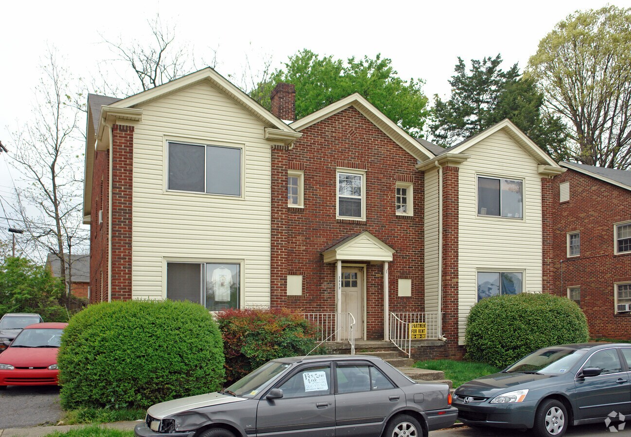 Photo - 1418 Park Dr