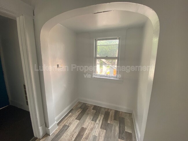 Photo - 720 Oak St Unit 3