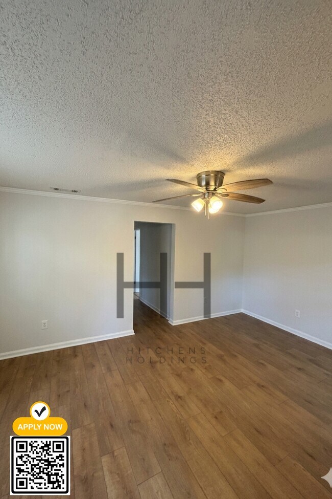 Photo - 2115 Barron Pl