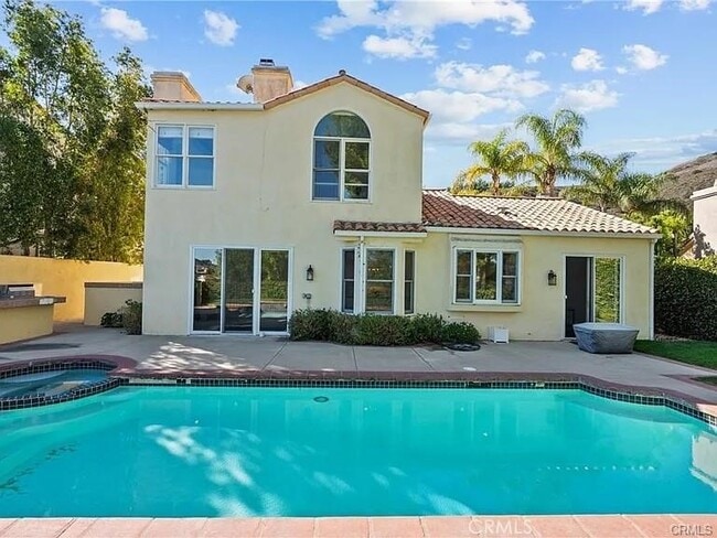 3450 Malaga Ct